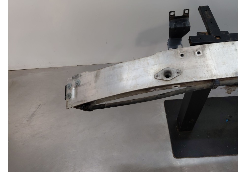 Recambio de refuerzo paragolpes delantero para mercedes-benz clase c (w203) sportcoupe kompressor referencia OEM IAM A2036201534