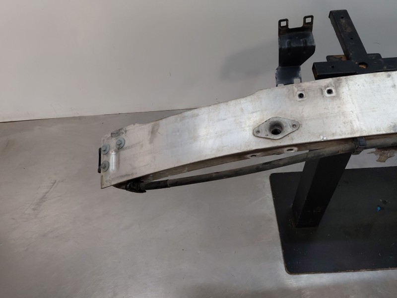 Recambio de refuerzo paragolpes delantero para mercedes-benz clase c (w203) sportcoupe kompressor referencia OEM IAM A2036201534