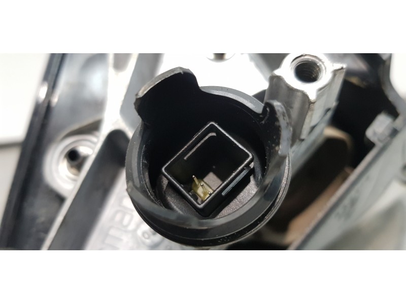 Recambio de retrovisor derecho para bmw serie 1 berlina (e81/e87) 118d referencia OEM IAM 51167234230  