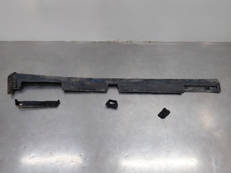 Recambio de faldon lateral para mazda cx-3 (2019 - 2022) sky activ referencia OEM IAM D10E7027Y  