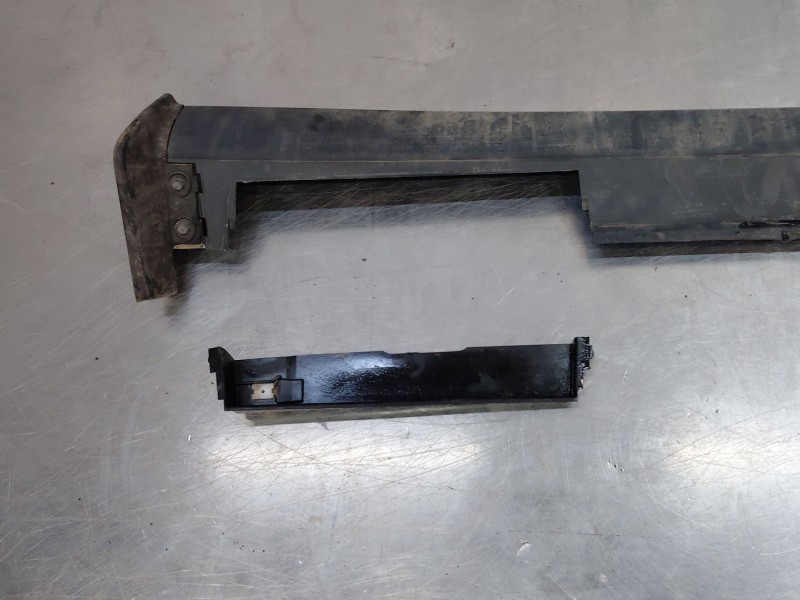 Recambio de faldon lateral para mazda cx-3 (2019 - 2022) sky activ referencia OEM IAM D10E7027Y  