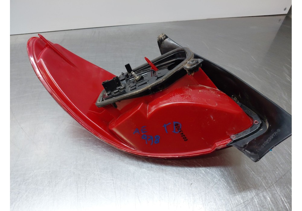 Recambio de piloto trasero derecho para peugeot 206 hatchback (2a/c) 2.0 hdi 90 referencia OEM IAM   
