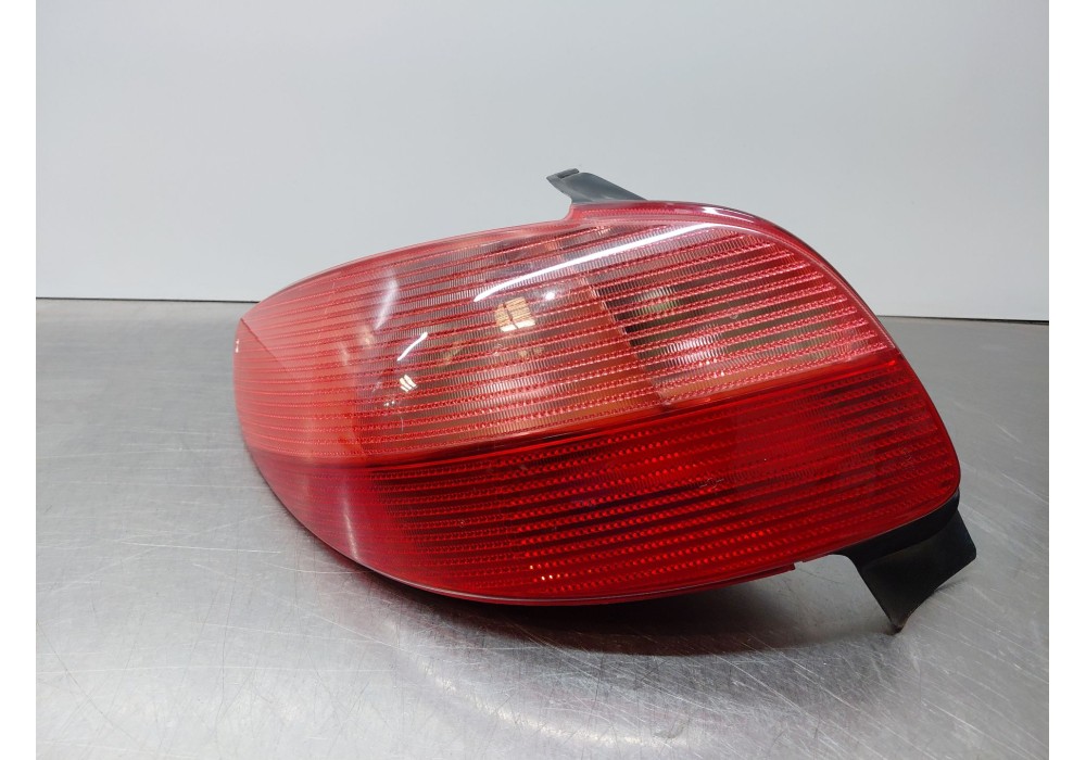 Recambio de piloto trasero izquierdo para peugeot 206 hatchback (2a/c) 2.0 hdi 90 referencia OEM IAM   