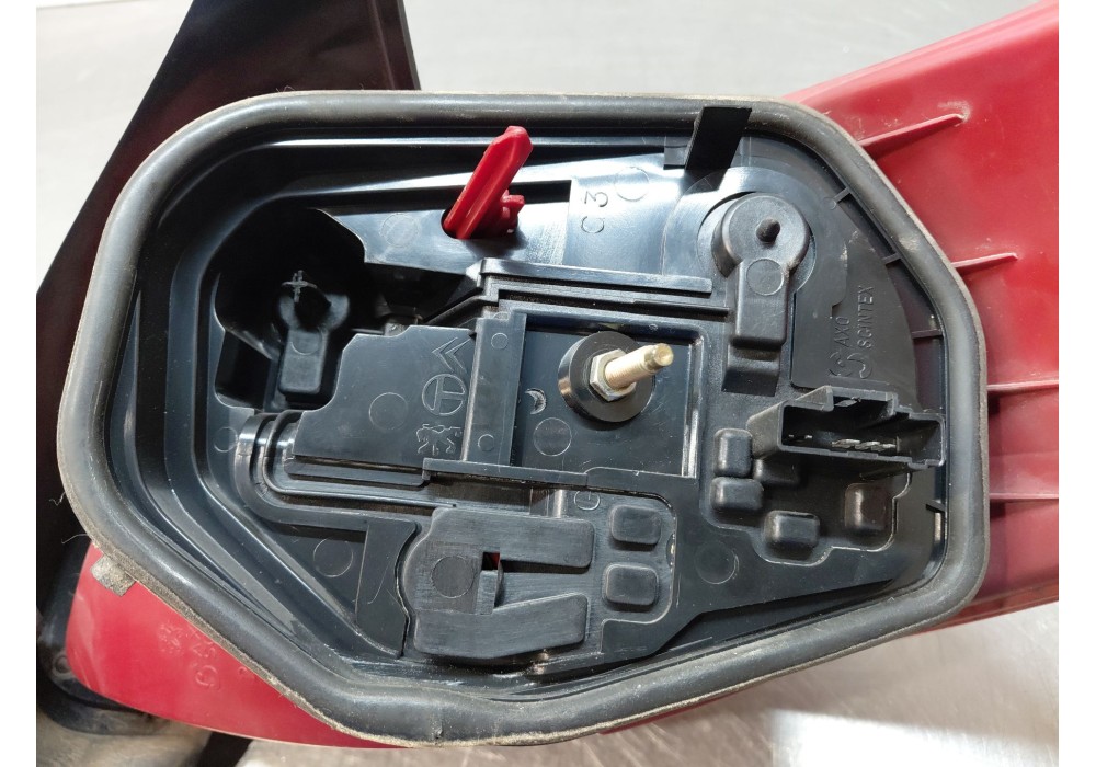 Recambio de piloto trasero izquierdo para peugeot 206 hatchback (2a/c) 2.0 hdi 90 referencia OEM IAM   