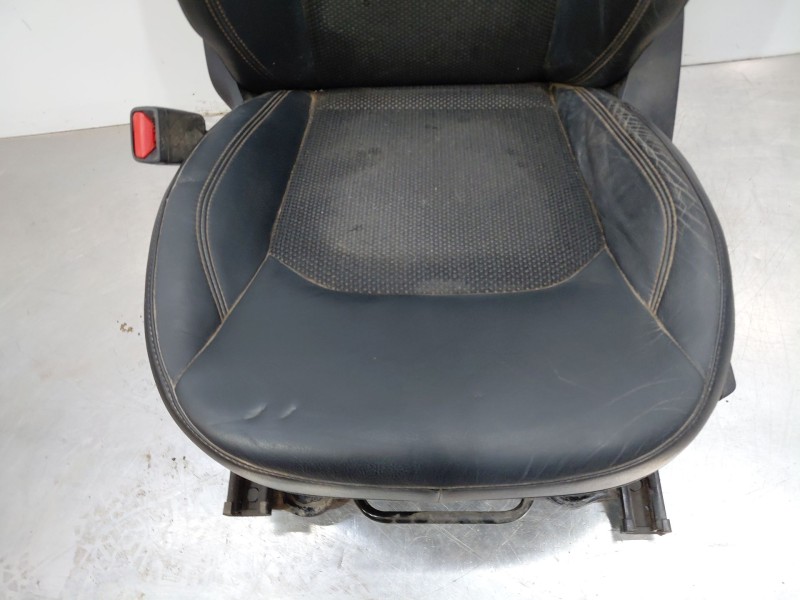 Recambio de juego asientos completo para jeep compass ii multiair referencia OEM IAM   