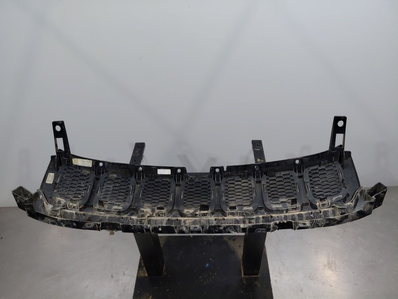 Recambio de rejilla delantera para jeep compass ii multiair referencia OEM IAM   