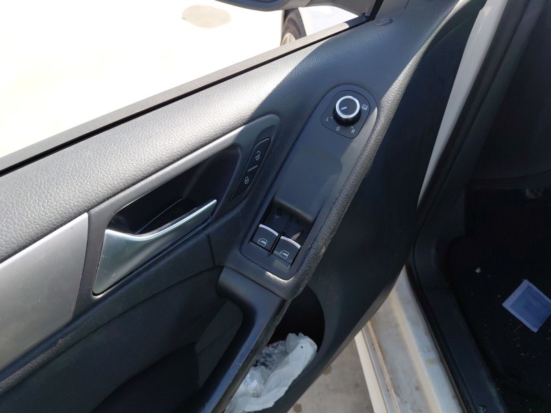 volkswagen golf vi (5k1) del año 2009