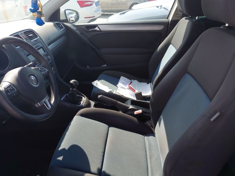 volkswagen golf vi (5k1) del año 2009