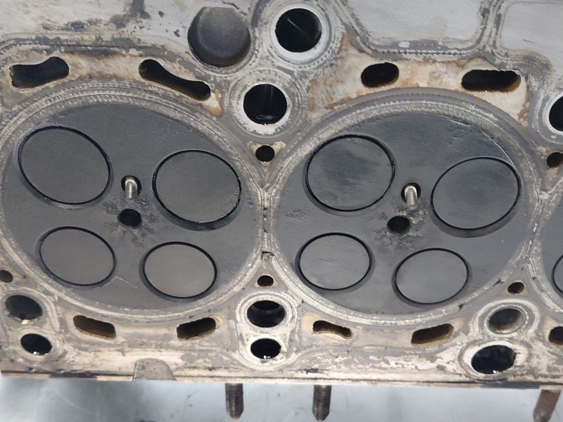 Recambio de culata para seat altea xl (5p5, 5p8) 1.6 tdi referencia OEM IAM 03L103351B  
