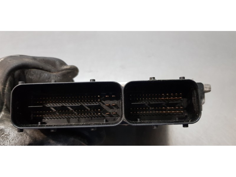 Recambio de centralita motor uce para skoda superb combi (3t5) elegance referencia OEM IAM 03L906018JB   Recambio de centralita motor uce para skoda superb combi (3t5) elegance referencia OEM IAM 03L906018JB