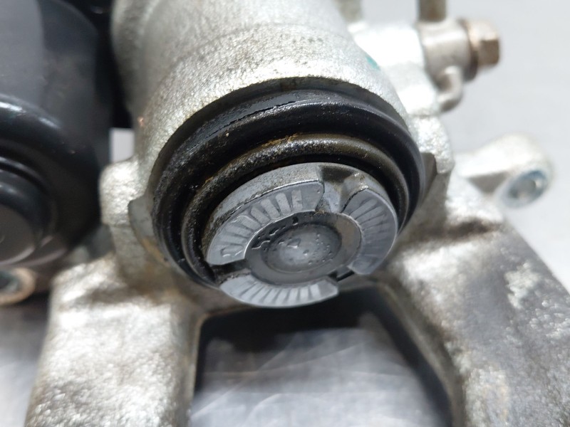 Recambio de pinza freno trasera derecha para mazda cx-3 (2019 - 2022) sky activ referencia OEM IAM D2Y12661X  