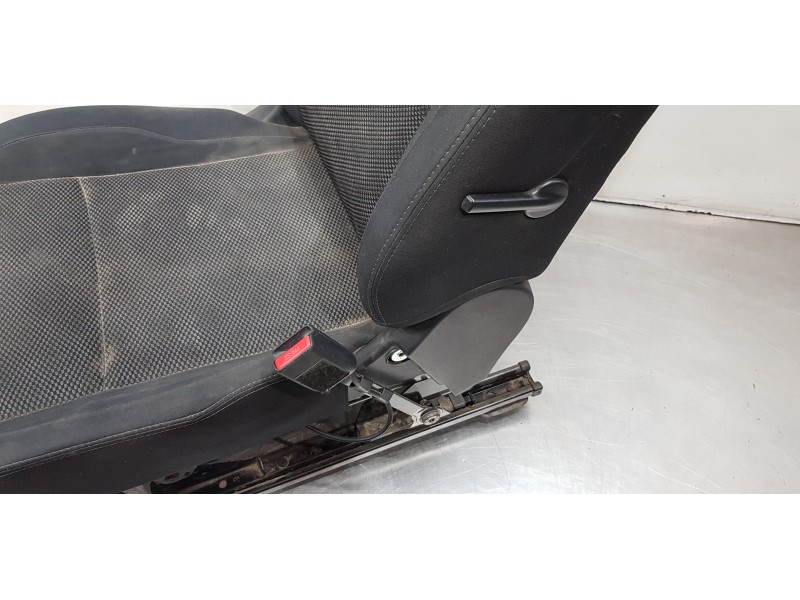 Recambio de asiento delantero derecho para nissan qashqai (j11) visia referencia OEM IAM 873014EB1A 871044EB2B  Recambio de asiento delantero derecho para nissan qashqai (j11) visia referencia OEM IAM 873014EB1A 871044EB2B
