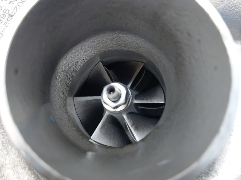 Recambio de turbocompresor para citroën c4 coupé (la_) 1.6 hdi referencia OEM IAM 0375J0 9657603780 