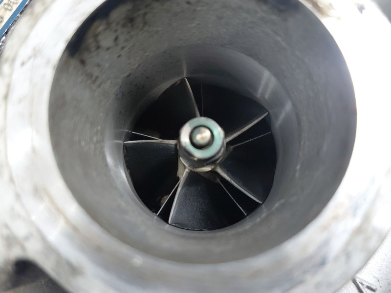 Recambio de turbocompresor para renault megane iii grandtour (kz0/1) 1.5 dci referencia OEM IAM 7701479077 82728404 