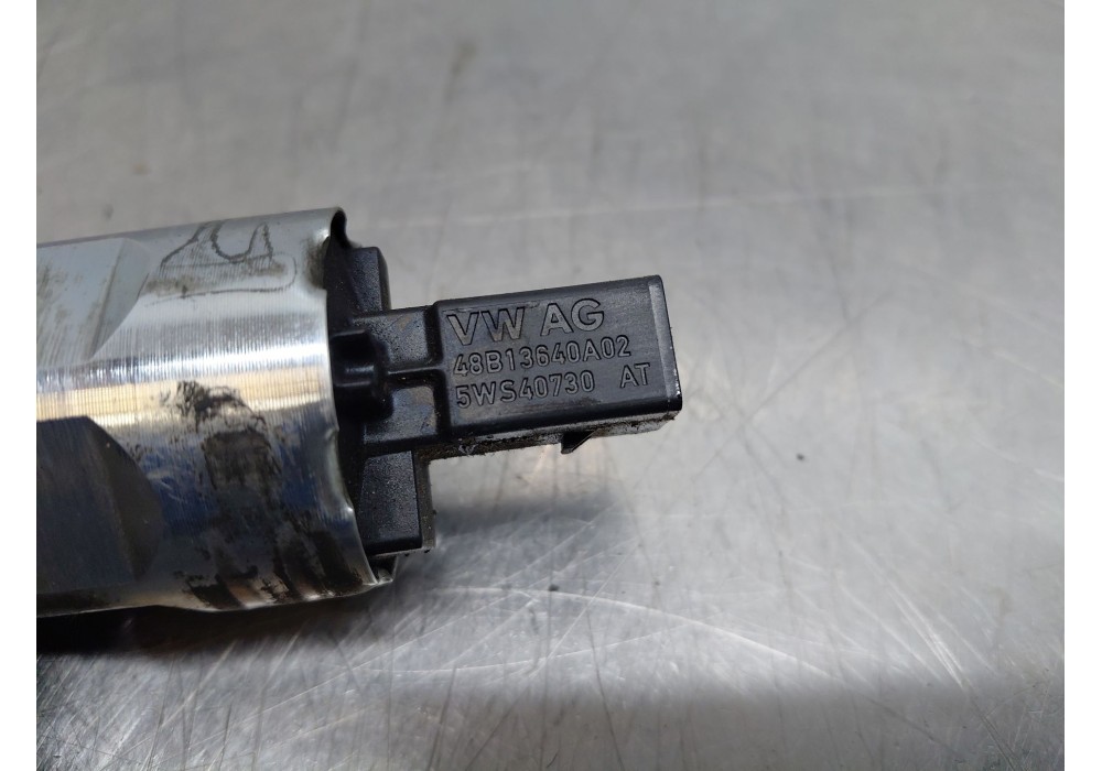 Recambio de rampa inyectora para seat altea xl (5p5, 5p8) 1.6 tdi referencia OEM IAM 03L130764A 03L1030089B 