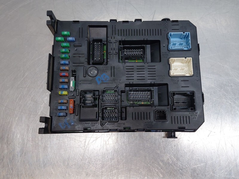 Recambio de caja reles / fusibles para citroën c4 coupé (la_) 1.6 hdi referencia OEM IAM 9661940480  