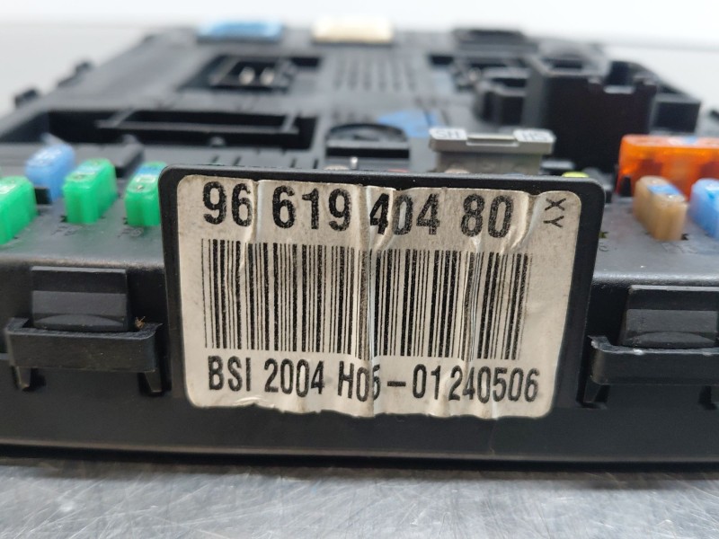 Recambio de caja reles / fusibles para citroën c4 coupé (la_) 1.6 hdi referencia OEM IAM 9661940480  