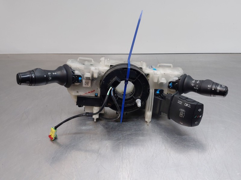 Recambio de mando multifuncion para renault megane iii grandtour (kz0/1) 1.5 dci referencia OEM IAM 255670019R  