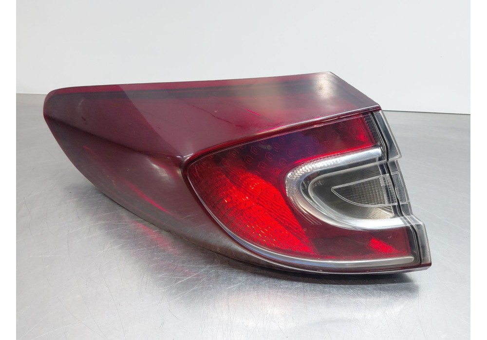 Recambio de piloto trasero izquierdo para renault megane iii grandtour (kz0/1) 1.5 dci referencia OEM IAM 265550010R  
