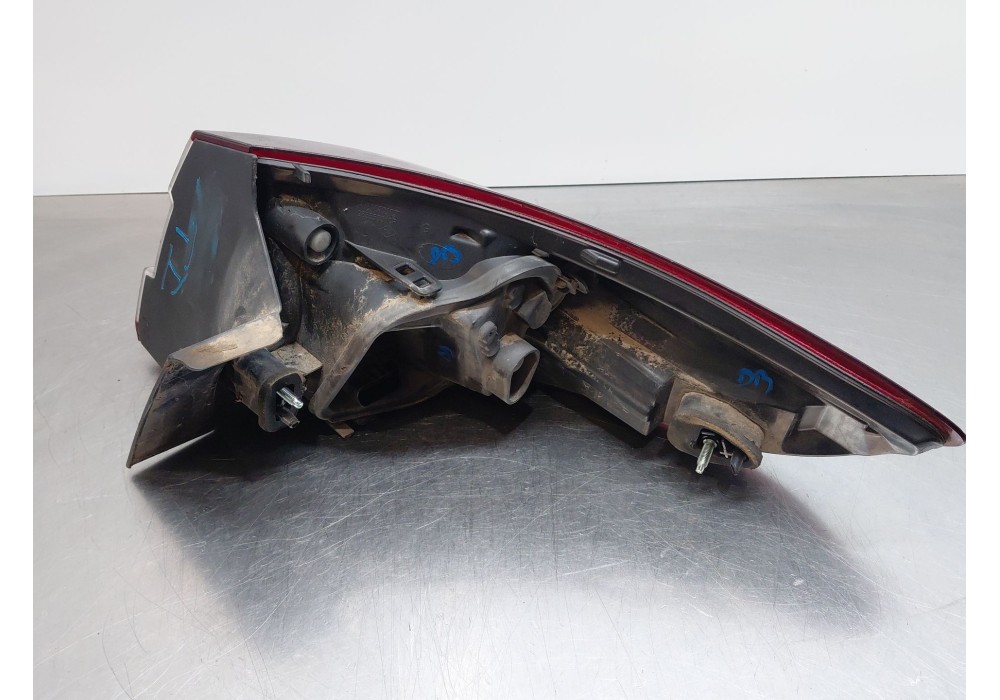 Recambio de piloto trasero izquierdo para renault megane iii grandtour (kz0/1) 1.5 dci referencia OEM IAM 265550010R  