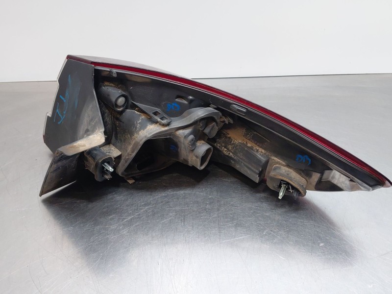 Recambio de piloto trasero izquierdo para renault megane iii grandtour (kz0/1) 1.5 dci referencia OEM IAM 265550010R  