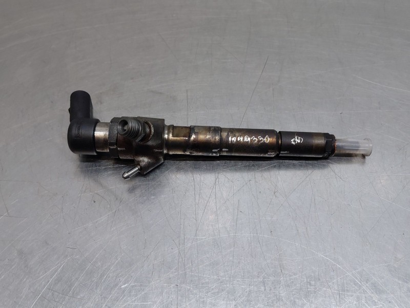 Recambio de inyector para renault megane iii grandtour (kz0/1) 1.5 dci referencia OEM IAM 8200903034  