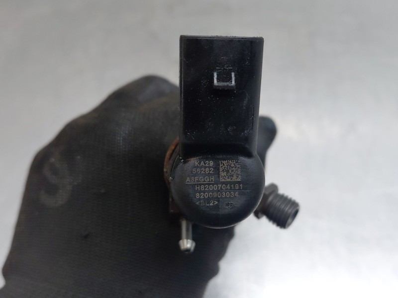 Recambio de inyector para renault megane iii grandtour (kz0/1) 1.5 dci referencia OEM IAM 8200903034  