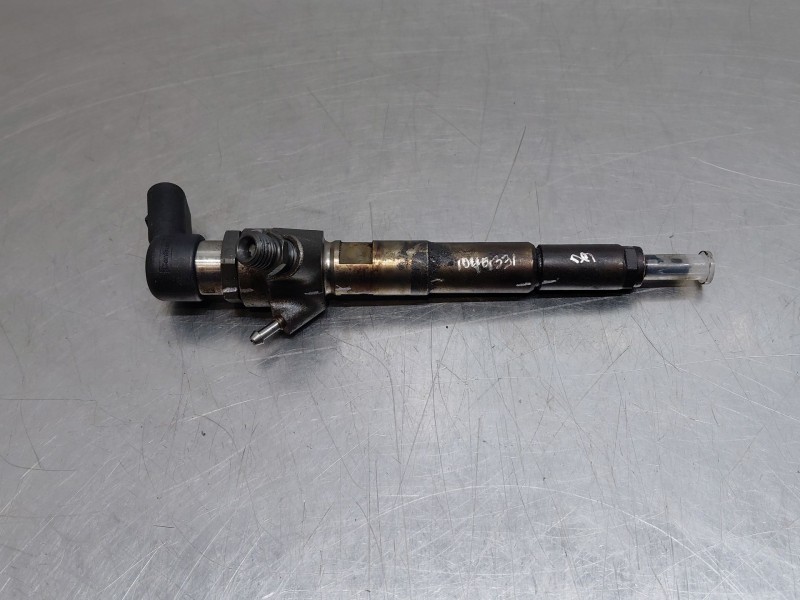 Recambio de inyector para renault megane iii grandtour (kz0/1) 1.5 dci referencia OEM IAM 8200903034  