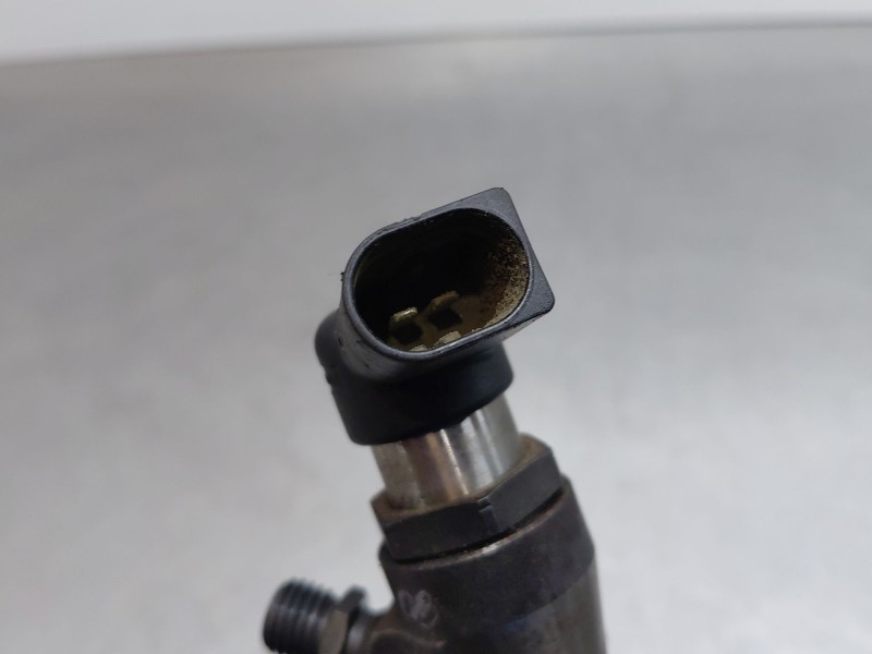 Recambio de inyector para renault megane iii grandtour (kz0/1) 1.5 dci referencia OEM IAM 8200903034  
