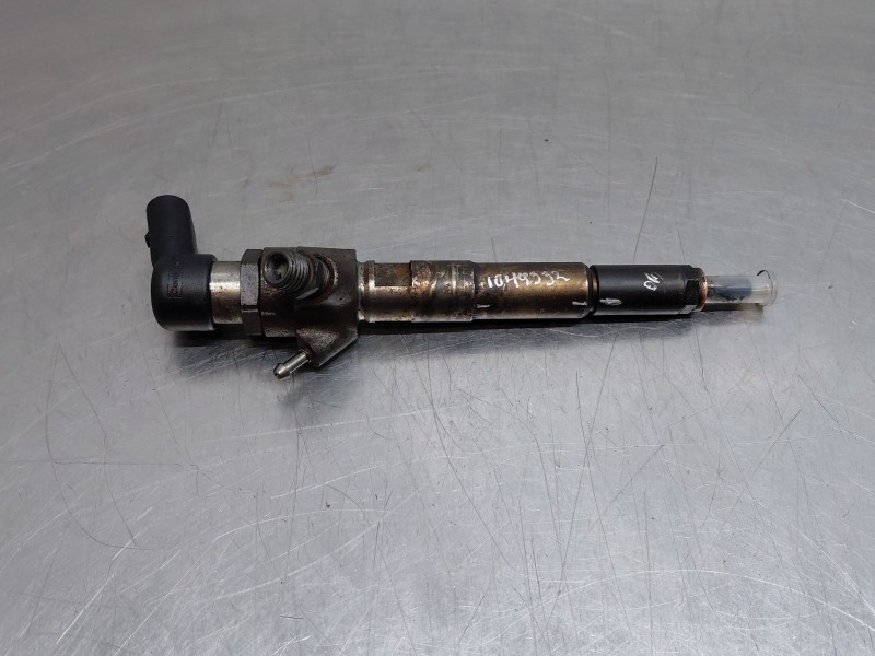 Recambio de inyector para renault megane iii grandtour (kz0/1) 1.5 dci referencia OEM IAM 8200903034  