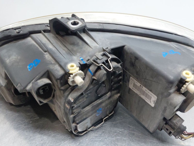Recambio de faro derecho para seat altea xl (5p5, 5p8) 1.6 tdi referencia OEM IAM 5P1941034A  