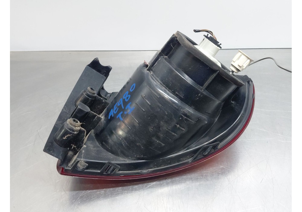 Recambio de piloto trasero izquierdo para seat altea xl (5p5, 5p8) 1.6 tdi referencia OEM IAM 5P0945111F9B9 5P0945111F 