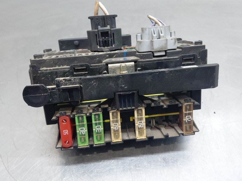 Recambio de caja reles / fusibles para citroën c4 coupé (la_) 1.6 hdi referencia OEM IAM 9661682980  