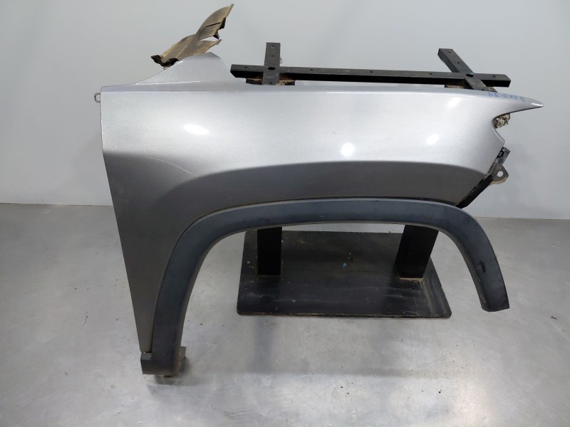 Recambio de aleta delantera derecha para jeep compass ii multiair referencia OEM IAM 68430056AA  