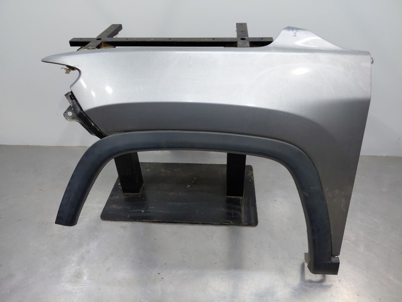 Recambio de aleta delantera izquierda para jeep compass ii multiair referencia OEM IAM 68430057AA  