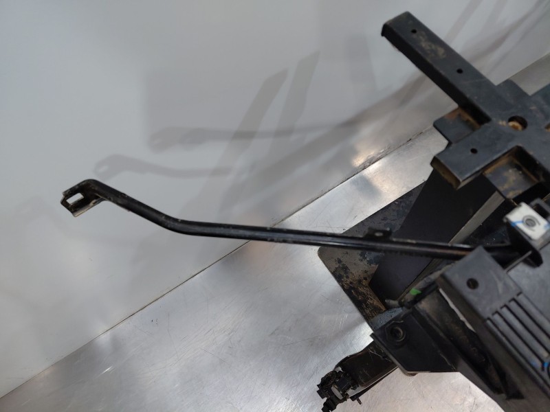 Recambio de panel frontal para jeep compass ii multiair referencia OEM IAM 68256105AA  