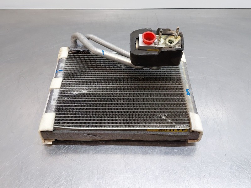 Recambio de evaporador aire acondicionado para jeep compass ii multiair referencia OEM IAM 68350428AA  