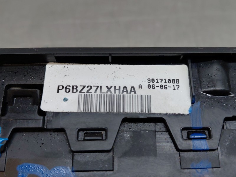 Recambio de mando elevalunas delantero izquierdo para jeep compass ii multiair referencia OEM IAM 6BZ27LXHAA P6BX27LXHAA 