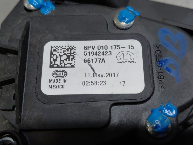 Recambio de potenciometro pedal para jeep compass ii multiair referencia OEM IAM 51942423  