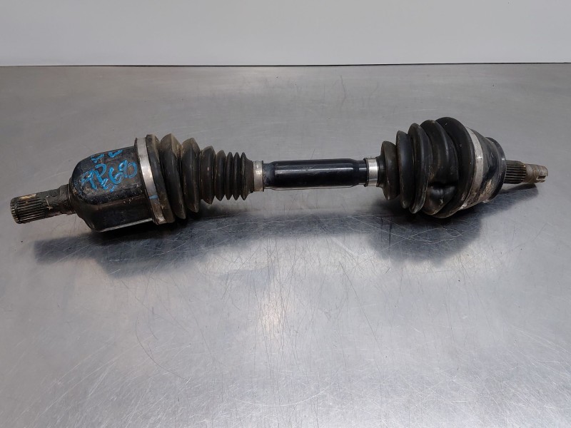 Recambio de transmision delantera derecha para jeep compass ii multiair referencia OEM IAM P68290567AA  