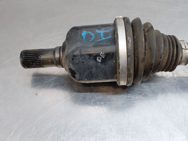 Recambio de transmision delantera izquierda para jeep compass ii multiair referencia OEM IAM P68290567AA  
