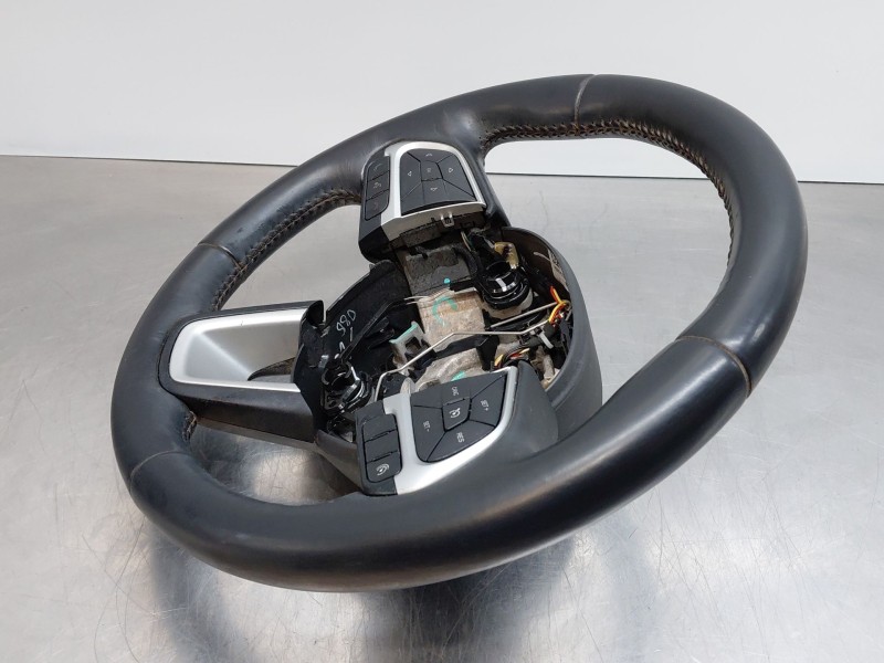 Recambio de volante para jeep compass ii multiair referencia OEM IAM 6QY53LT5AA  