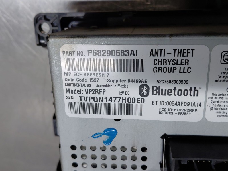 Recambio de pantalla multifuncion para jeep compass ii multiair referencia OEM IAM P68290683AI  