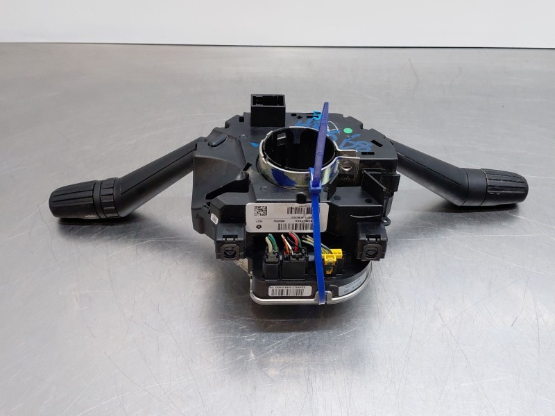 Recambio de mando multifuncion para jeep compass ii multiair referencia OEM IAM 6BZ85LXHAA  