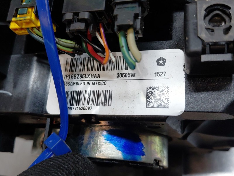 Recambio de mando multifuncion para jeep compass ii multiair referencia OEM IAM 6BZ85LXHAA  