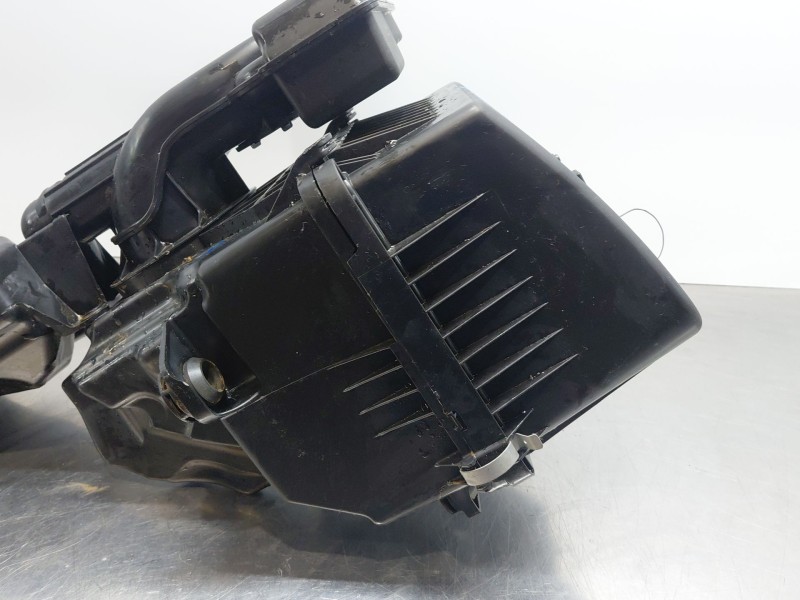 Recambio de filtro aire para mazda cx-3 (2019 - 2022) sky activ referencia OEM IAM PEHH133AX  