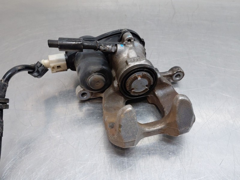 Recambio de pinza freno trasera izquierda para jeep compass ii multiair referencia OEM IAM 68338709AA  