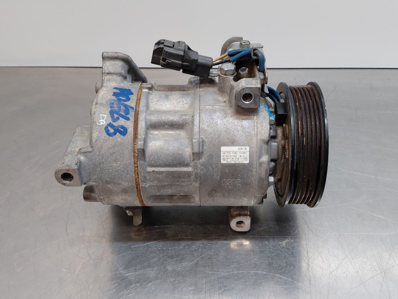 Recambio de compresor aire acondicionado para jeep compass ii multiair referencia OEM IAM 68245076AA  