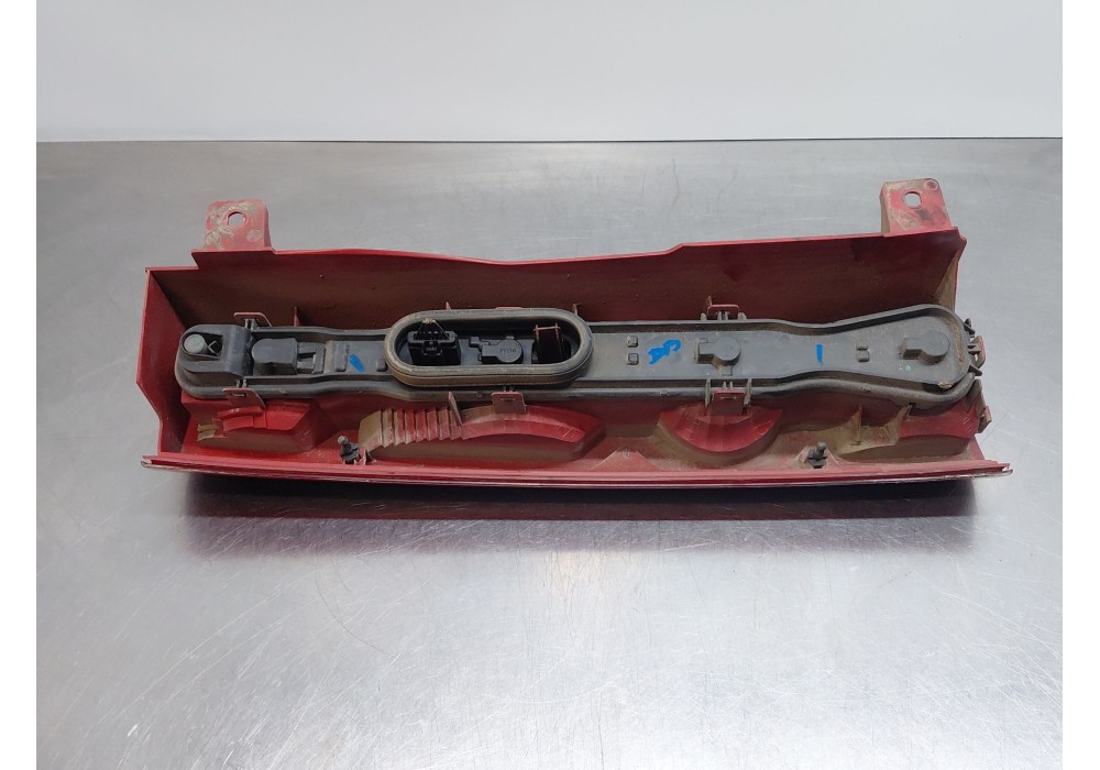 Recambio de piloto trasero derecho para fiat scudo autobús (270_, 272_) 2.0 d multijet referencia OEM IAM   
