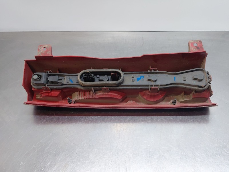 Recambio de piloto trasero derecho para fiat scudo autobús (270_, 272_) 2.0 d multijet referencia OEM IAM   